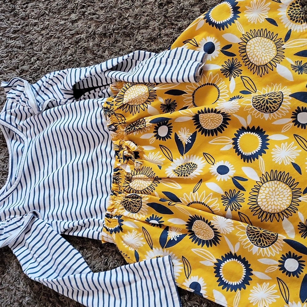 Girls dress